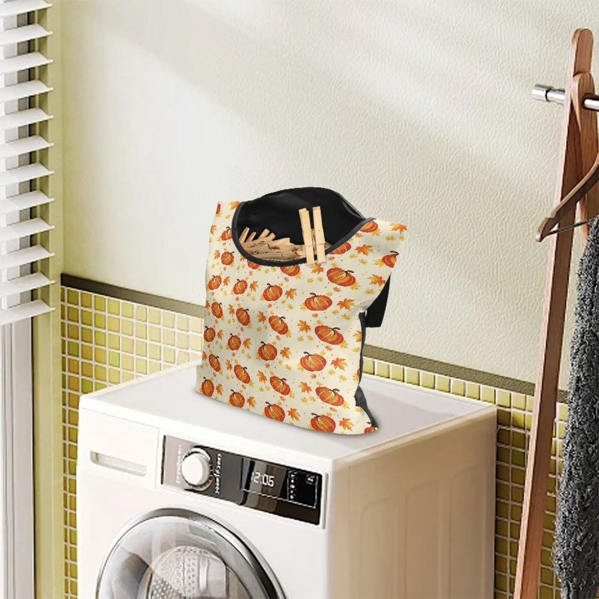 Pumpkin Clothes Pin Bags Clothespin Bag Holder Clothespin Holder 14.5 x 12 Inch Clothespin Bag for Clothesline Outdoor Outside Laundry Room Lightweight Clothespin Bag for Easy Hang