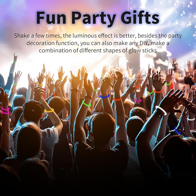 150 Pack 8??Red Glow Sticks Bulk with 150 Connectors Neon Glow In The Dark Party favors Supplies for Holiday Birthday Party Decoration (Red)