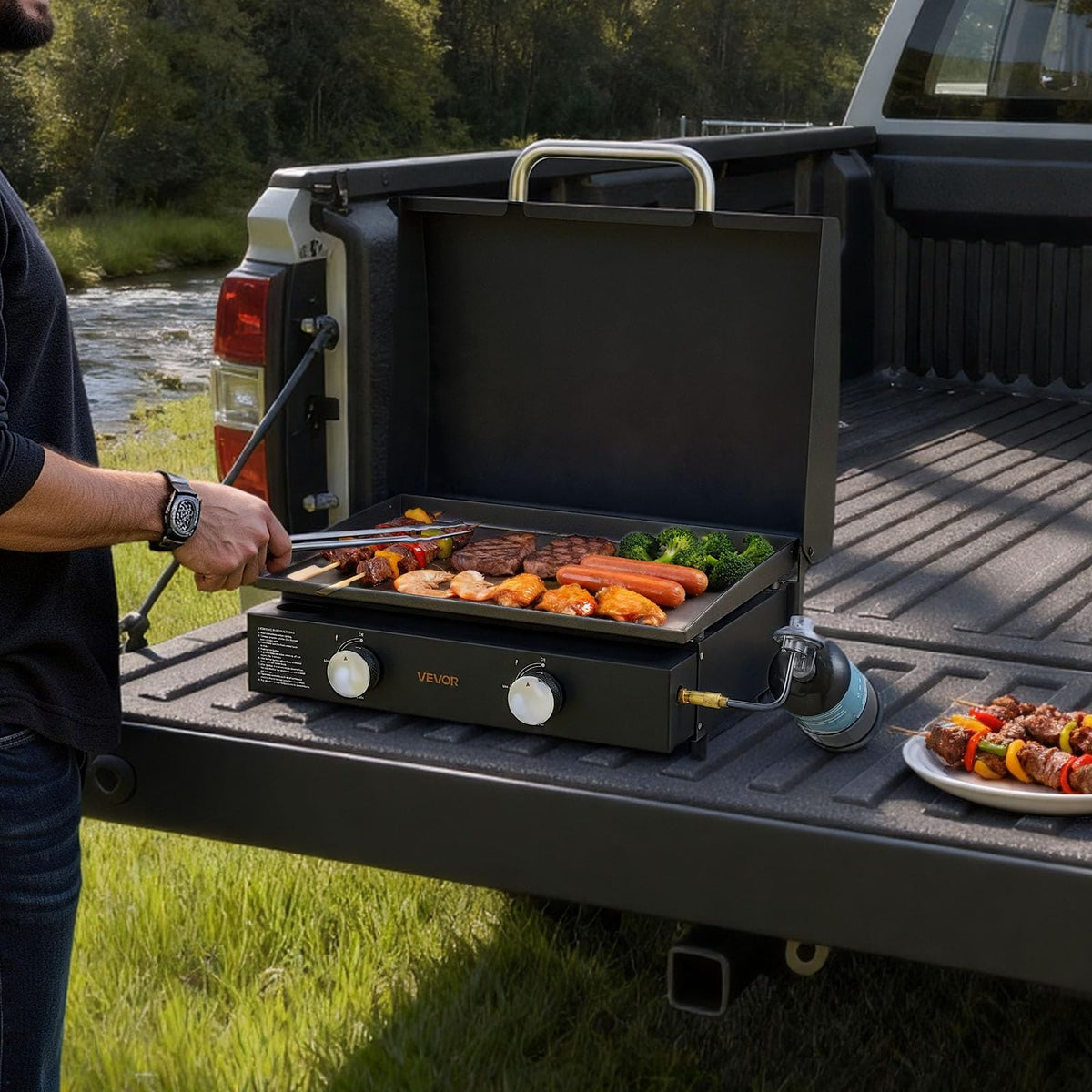 VEVOR Gas Griddle, 2 Burner Tabletop Griddle, 22 inch Portable Griddles Propane with Lid, Oil Drain Hole & Oil Collection Tray, 22000BTU Camping Flat Top Grill for Outdoor Cooking, Tailgating