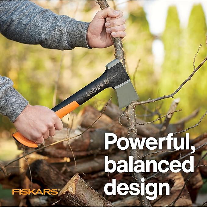 Fiskars X7 Hatchet Lightweight Wood Splitter for Small to Medium Size Kindling with Proprietary Blade and Shock-Absorbing FiberComp Handle, Lawn and Garden Tool, 14 inch, 1.5 pounds